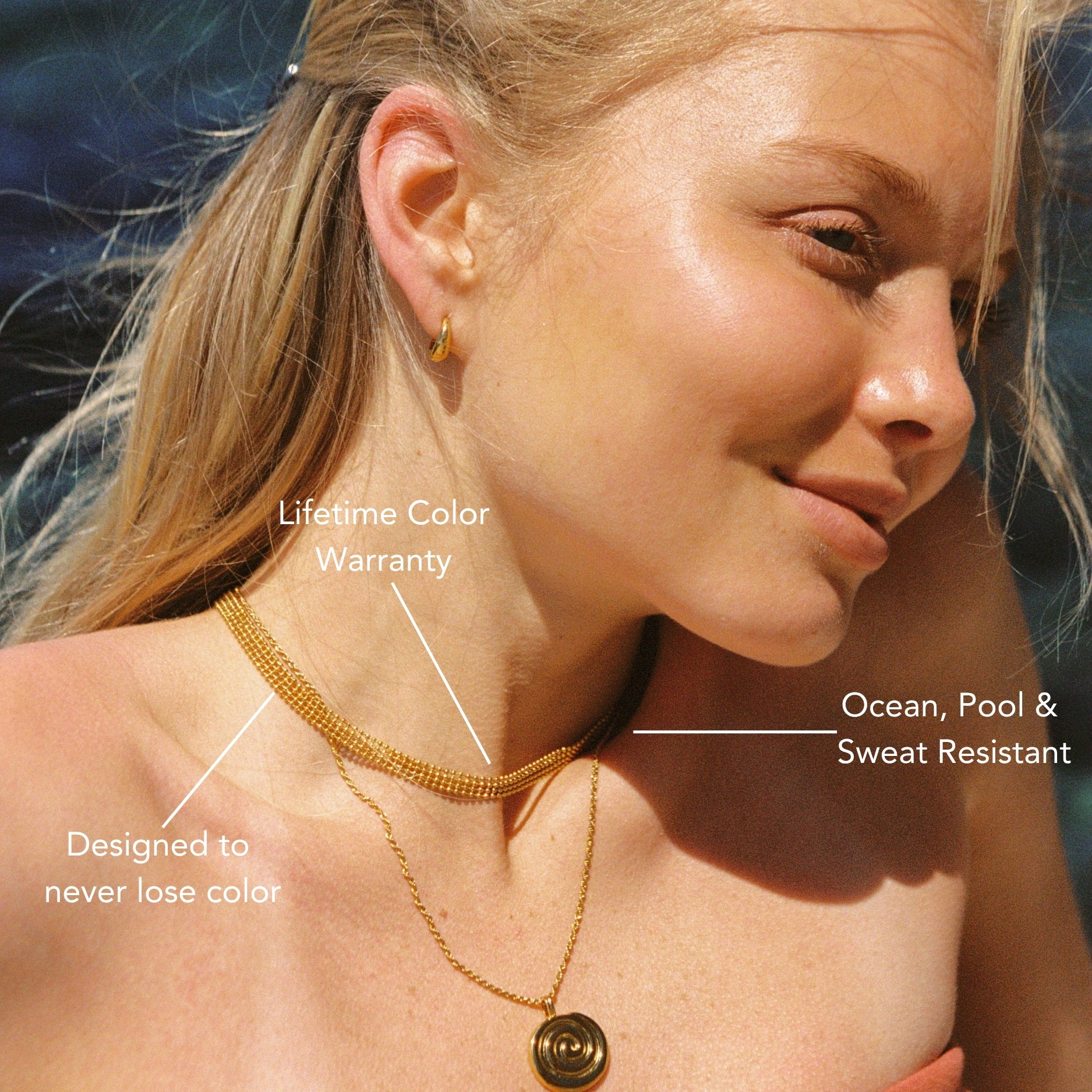 Golden Mesh Choker Detail