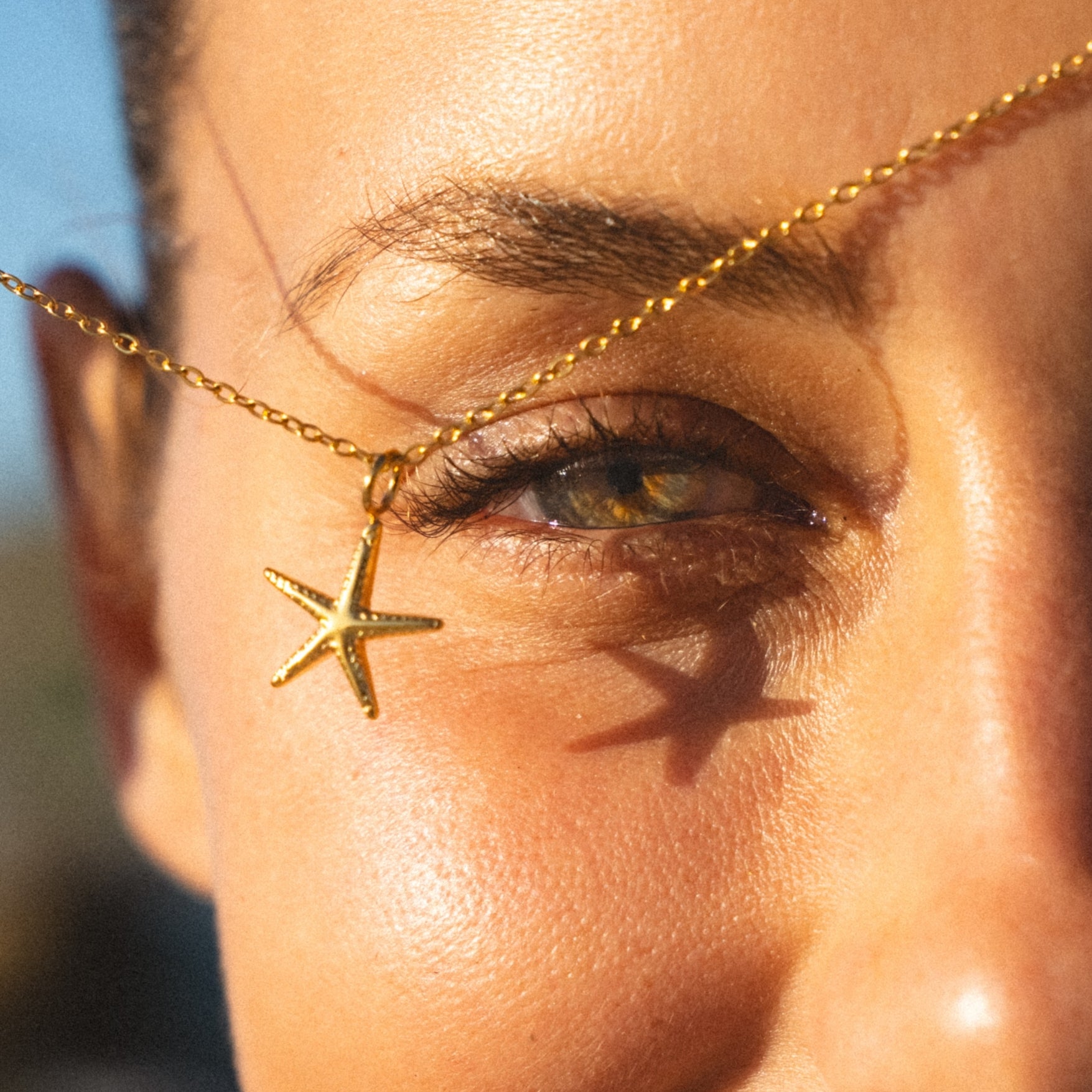 starfish-necklace-shadow-light